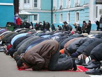 мусульманская дилемма россии. западная пресса все чаще пишет об исламе в нашей стране
